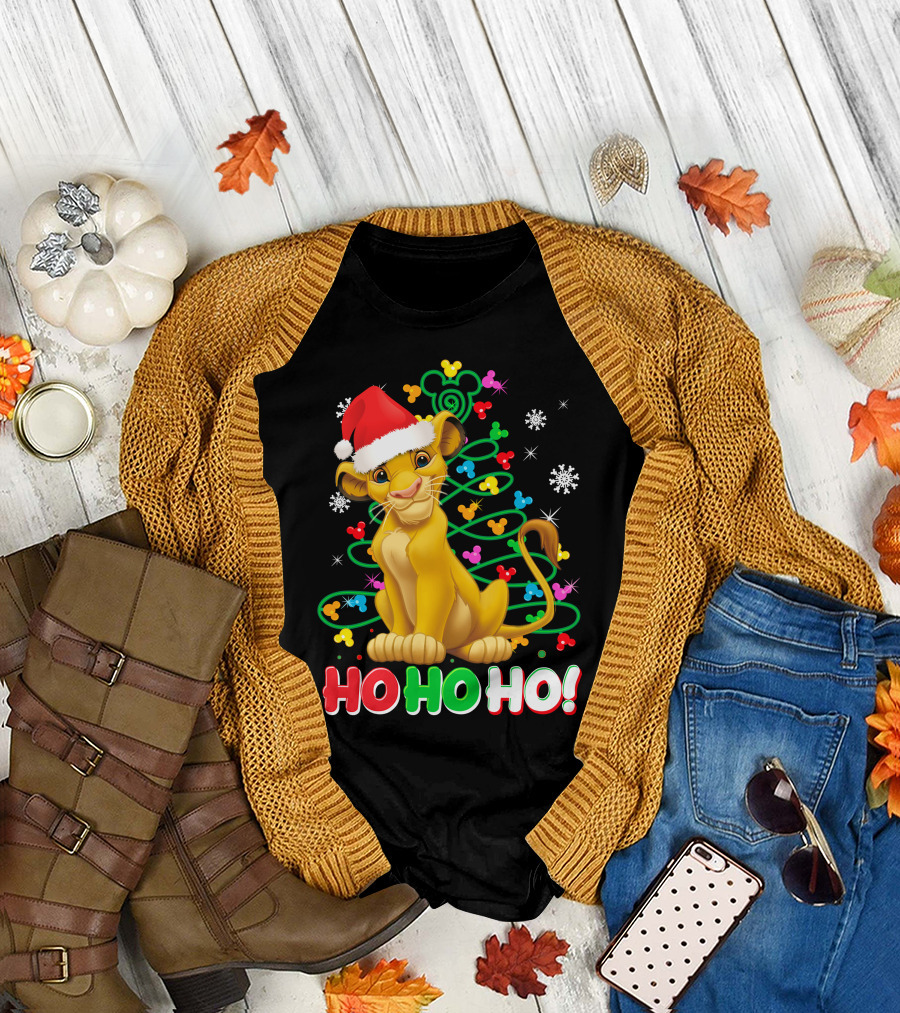 Simba Christmas Tree Ho Ho Ho Snowflakes Santa Hat T-Shirt
