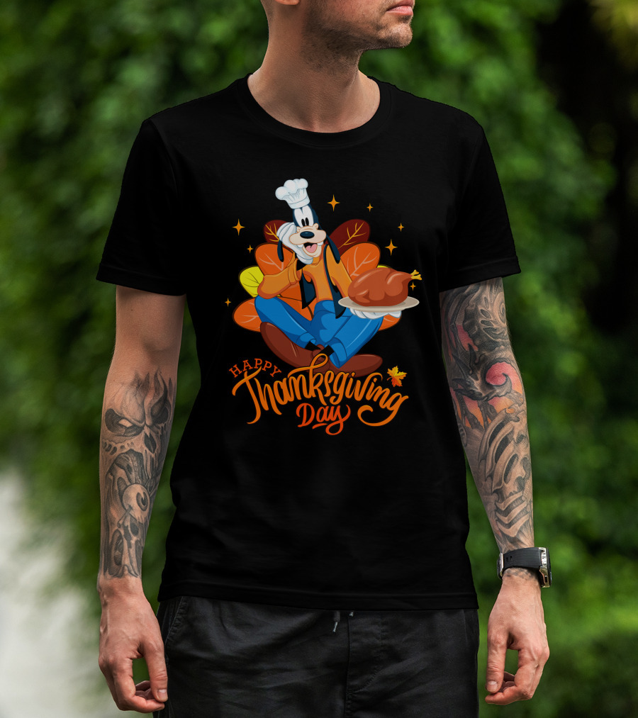 Goofy Happy Thanksgiving Day Chef With Turkey And Autumn Leaves T-Shirt