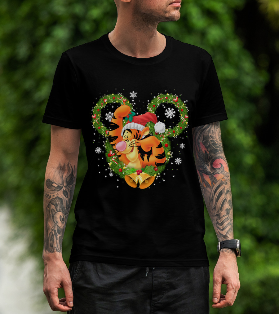 Tigger Christmas Mickey Ears Snowflakes Santa Hat Wreath T-Shirt