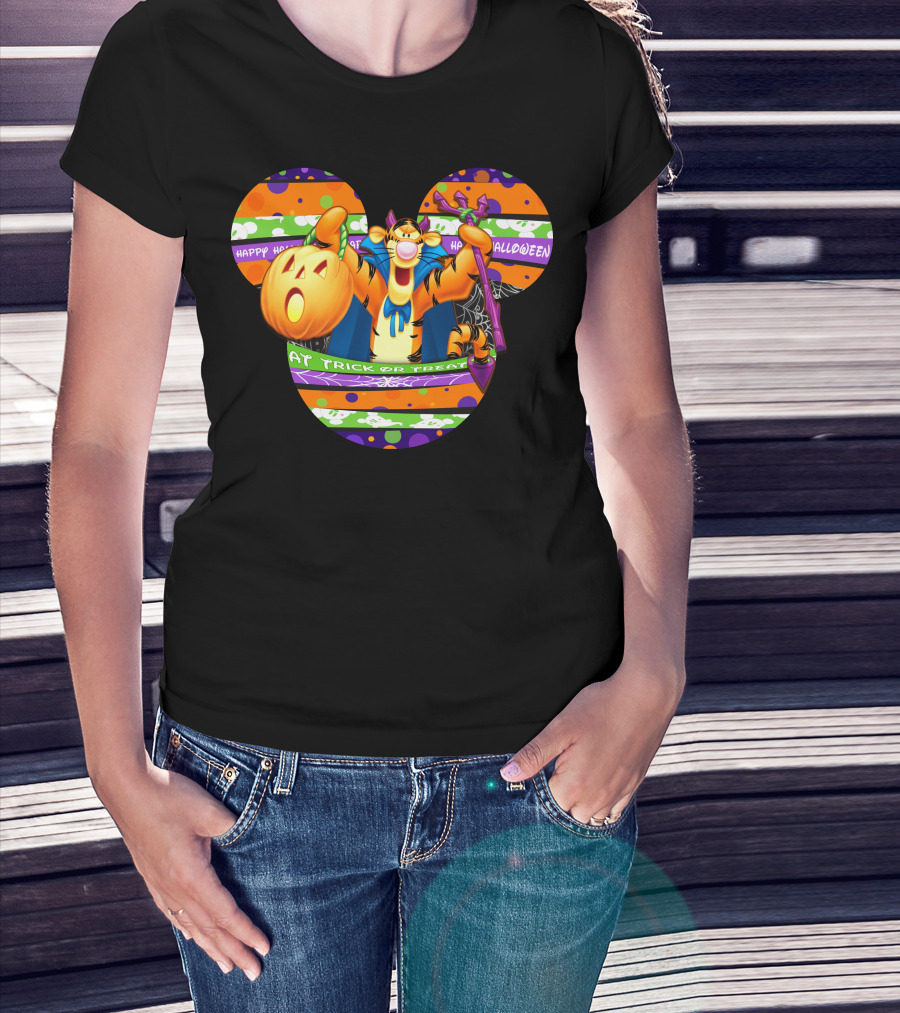 Halloween Tigger Trick Or Treat Happy Halloween T-Shirt