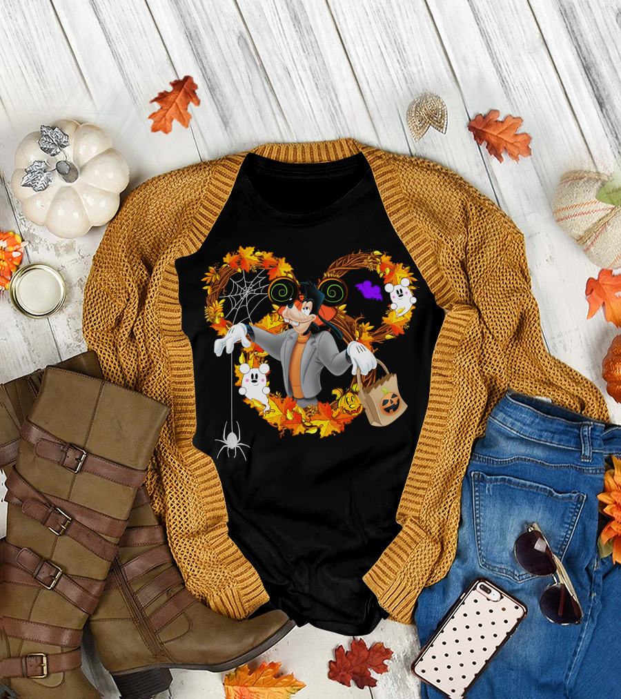 Halloween Goofy In Heart Of Autumn Leaves With Ghosts And Spider T-Shirt
