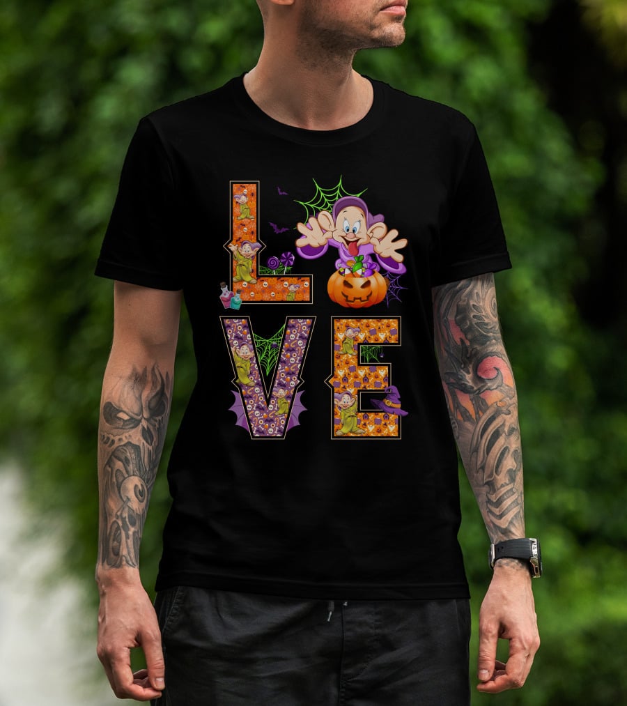 Love Halloween Dopey Pumpkin Spiderwebs T-Shirt