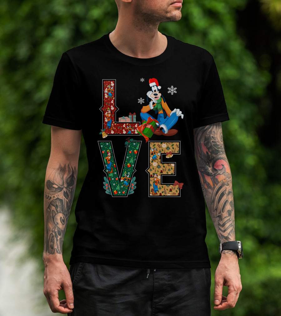 Goofy Love Christmas Festive Celebration T-Shirt