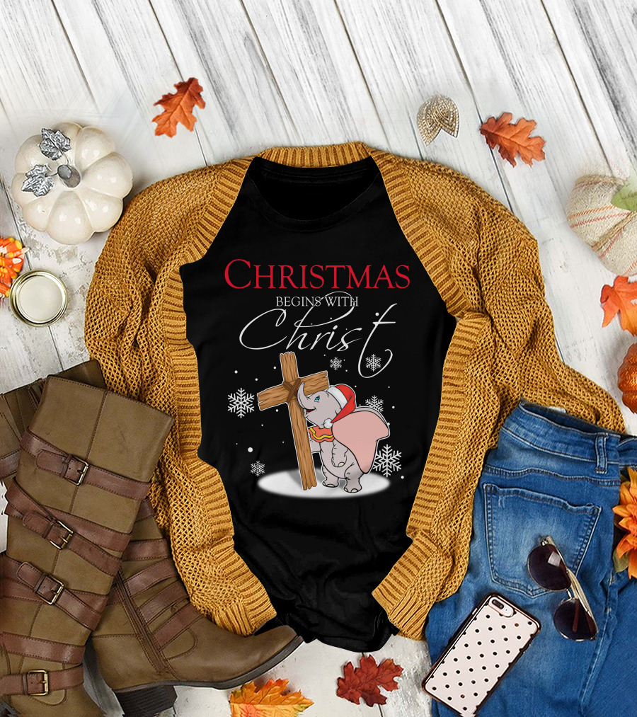 Christmas Begins With Christ Dumbo Santa Hat Cross Snowflakes T-Shirt