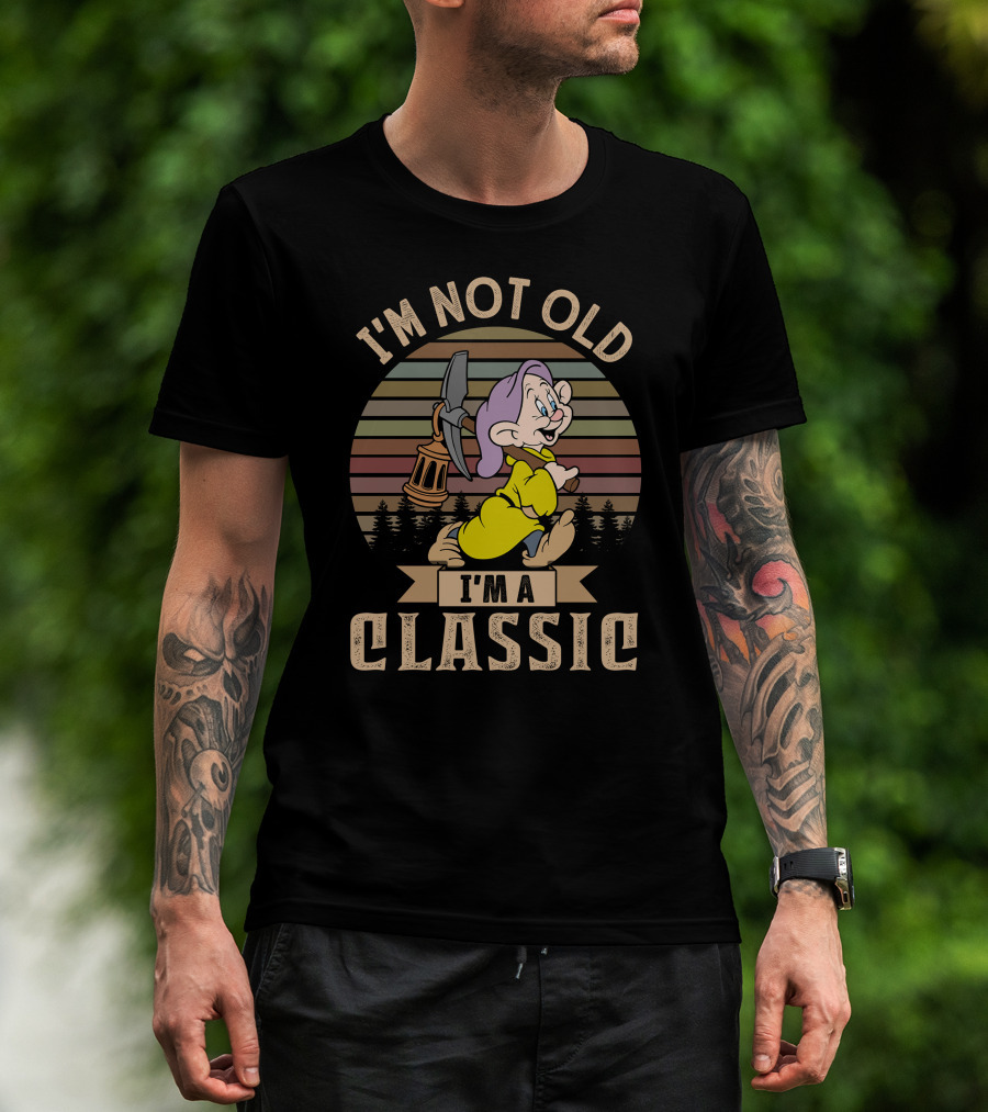 I'm Not Old I'm A Classic Dopey Lantern Sunset T-Shirt