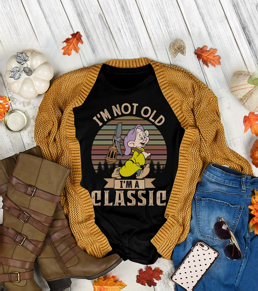 I'm Not Old I'm A Classic Dopey Lantern Sunset T-Shirt