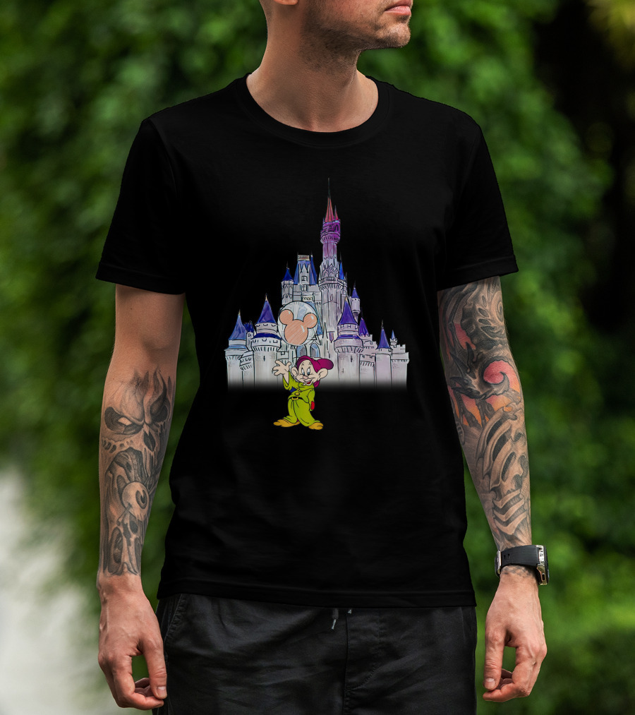 Dopey At Disney Castle With Mickey Balloon T-Shirt