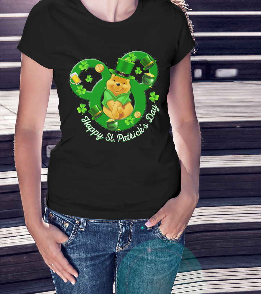 Happy St. Patrick's Day Pooh Bear With Leprechaun Hat And Shamrocks T-Shirt