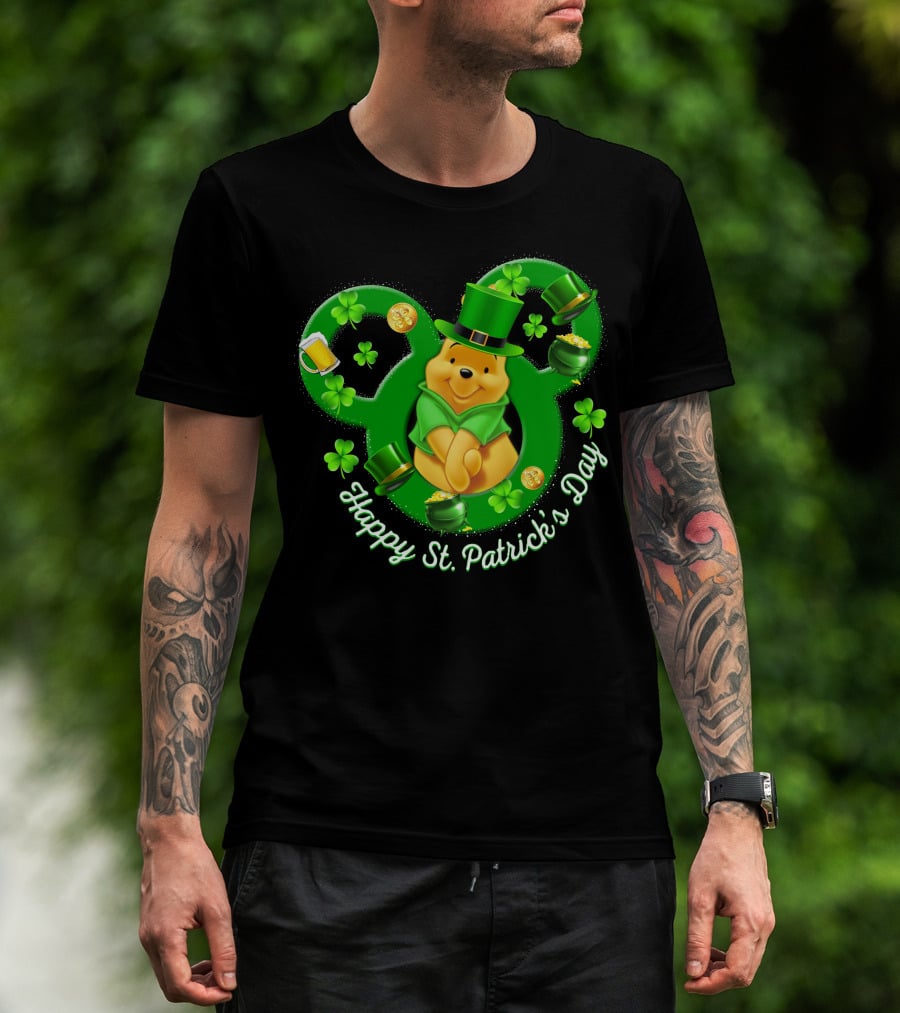 Happy St. Patrick's Day Pooh Bear With Leprechaun Hat And Shamrocks T-Shirt