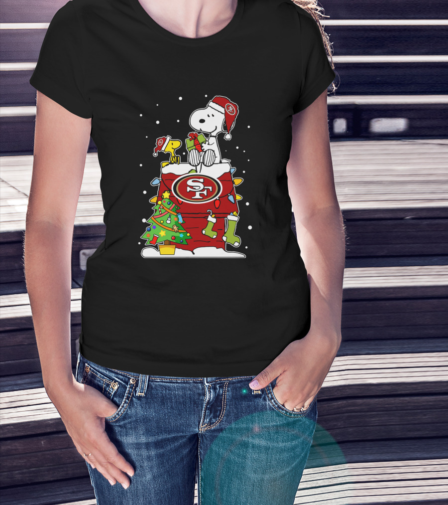 San Francisco 49ers Snoopy And Woodstock Christmas Celebration T-Shirt