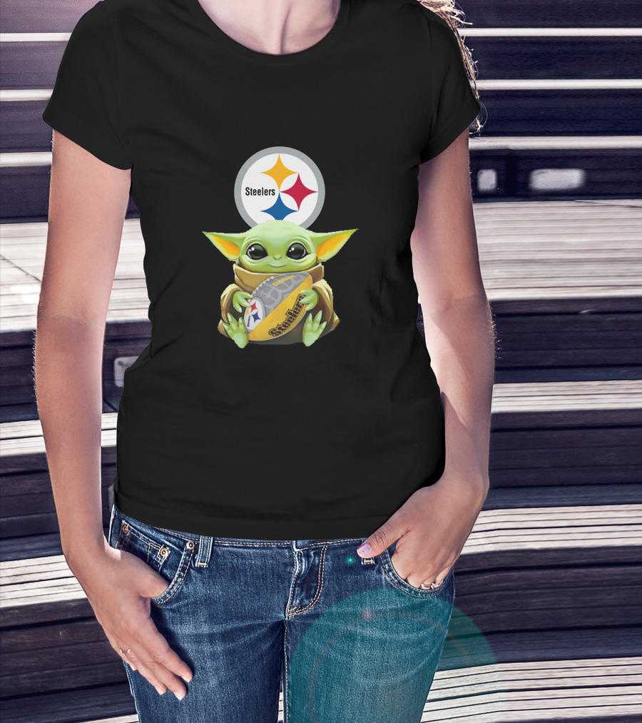 Pittsburgh Steelers Baby Yoda Football Fan T-Shirt