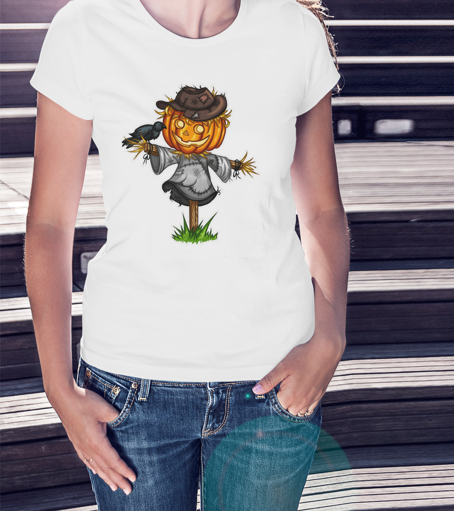 Scarecrow Halloween Pumpkin Head With Crow And Tattered Hat T-Shirt
