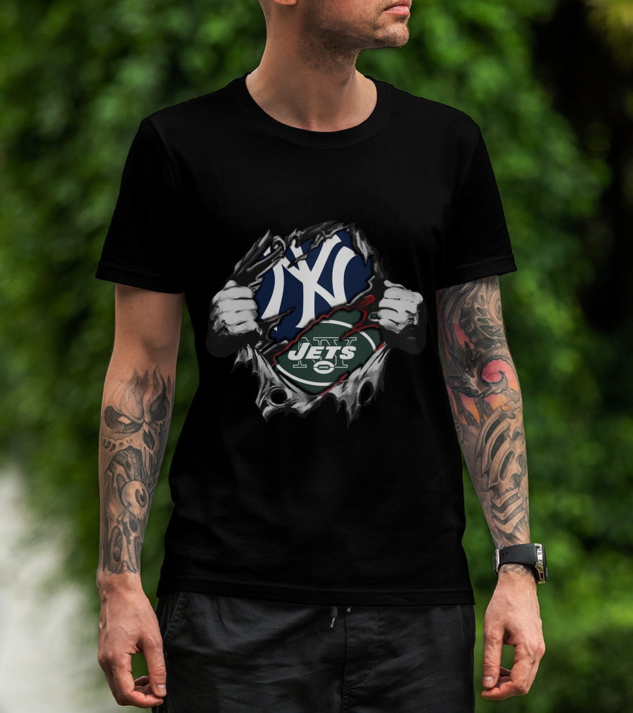 New York Yankees NY And New York Jets Logo Fusion T-Shirt