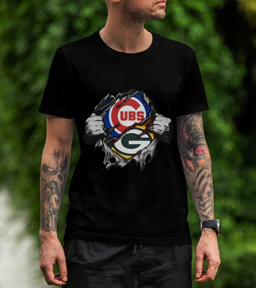 Cubs Packers Logo Tear T-Shirt
