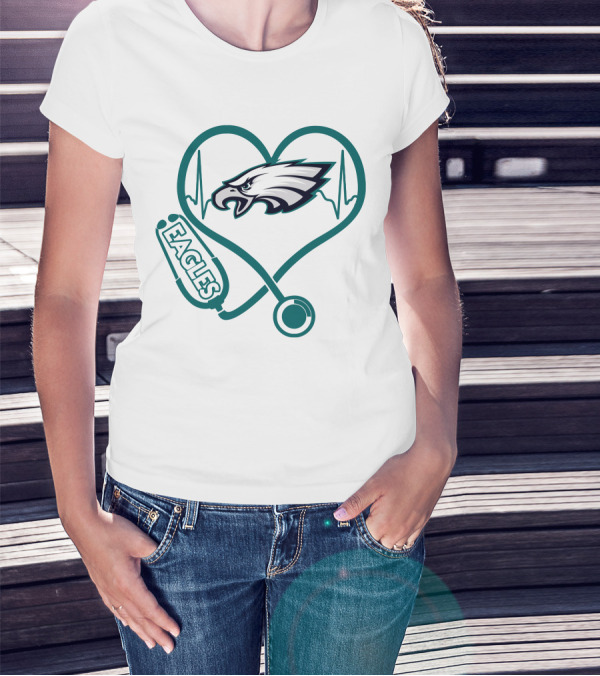 Philadelphia Eagles Stethoscope Heart Nurse Love T-Shirt