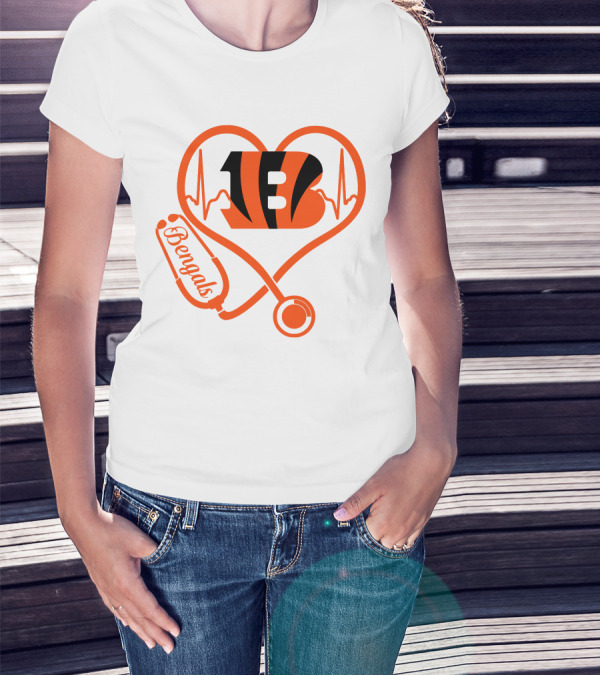 Nurse Heart Cincinnati Bengals Stethoscope Love 13 T-Shirt