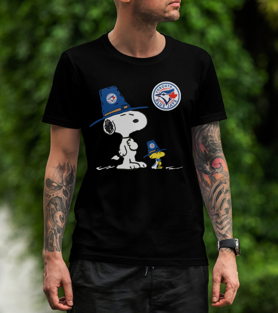 Toronto Blue Jays Snoopy And Woodstock Baseball Fanatic Duo T-Shirt