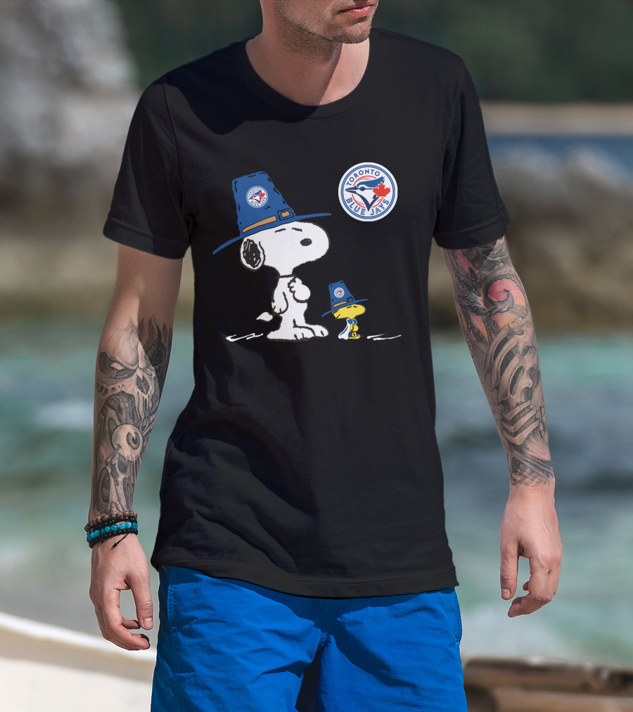 Toronto Blue Jays Snoopy And Woodstock Baseball Fanatic Duo T-Shirt