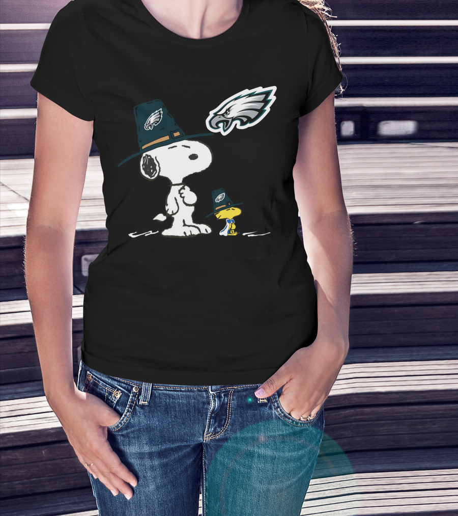 Eagles Snoopy Pilgrim Hat Thanksgiving Peanuts Woodstock Nfl Football T-Shirt