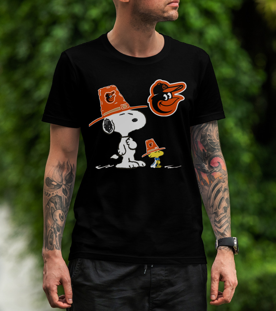 Snoopy Woodstock Orioles Thanksgiving Pilgrim Hats T-Shirt
