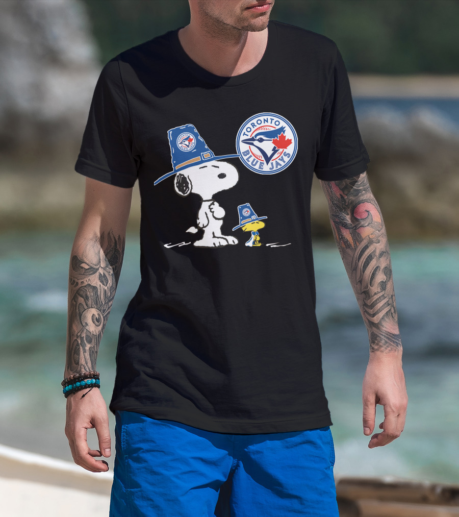 Toronto Blue Jays Snoopy Woodstock Baseball Duo With Team T-Shirt