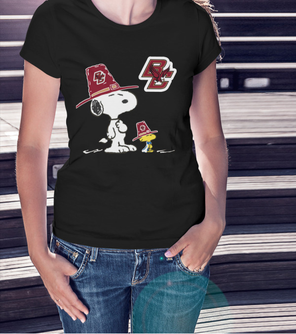 Boston College Eagles Snoopy Woodstock BC Logo Pilgrim Hats T-Shirt