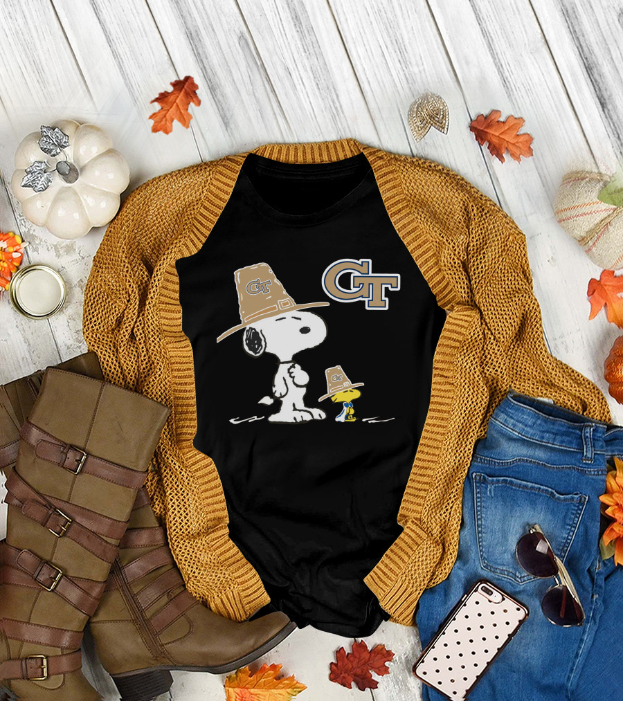 Georgia Tech Yellow Jackets Snoopy and Woodstock with Pilgrim Hats GT T-Shirt
