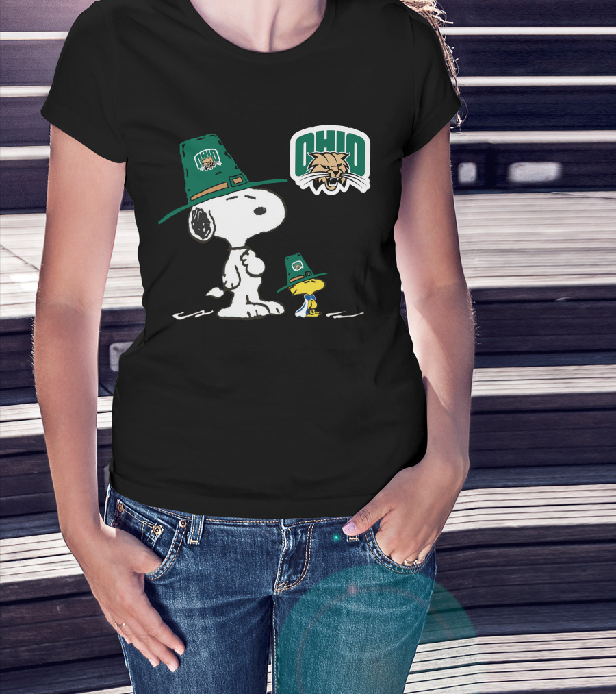 Ohio Bobcats Snoopy Woodstock Peanuts Football Fan Gear T-Shirt
