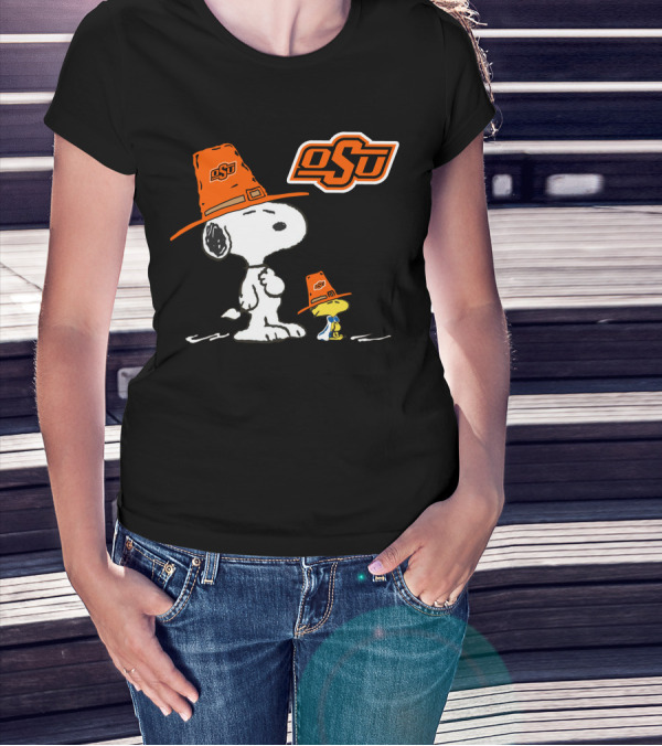 Oklahoma State Cowboys Snoopy OSU Hat Peanuts T-Shirt