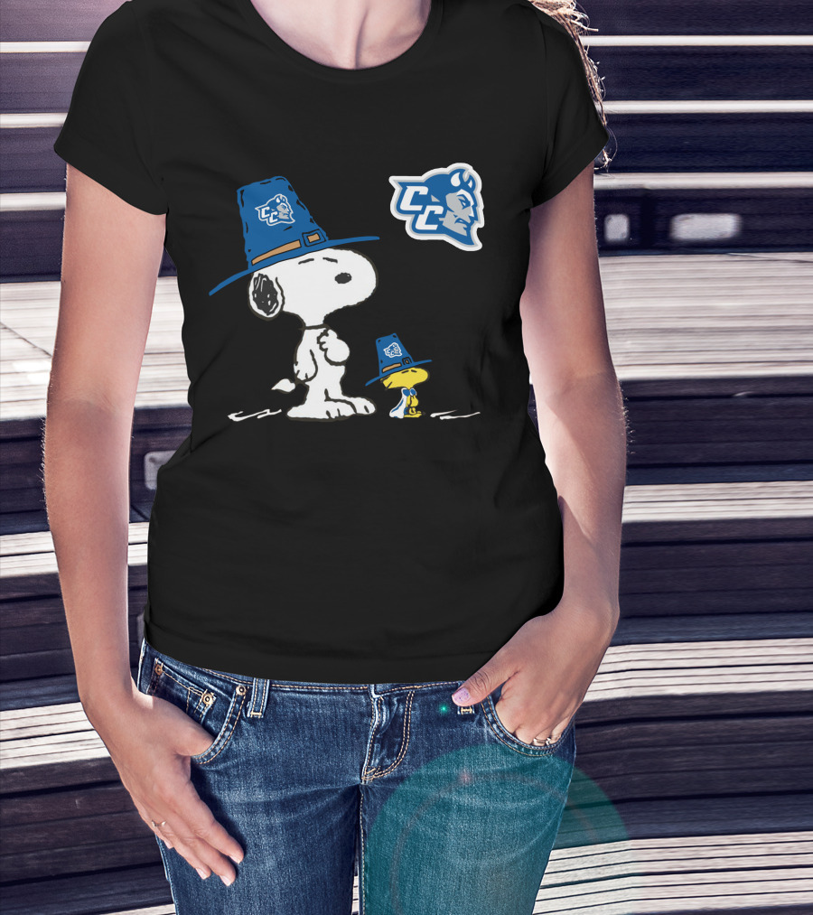 Cent Conn St Snoopy And Woodstock Blue Devils Pilgrim Hats T-Shirt