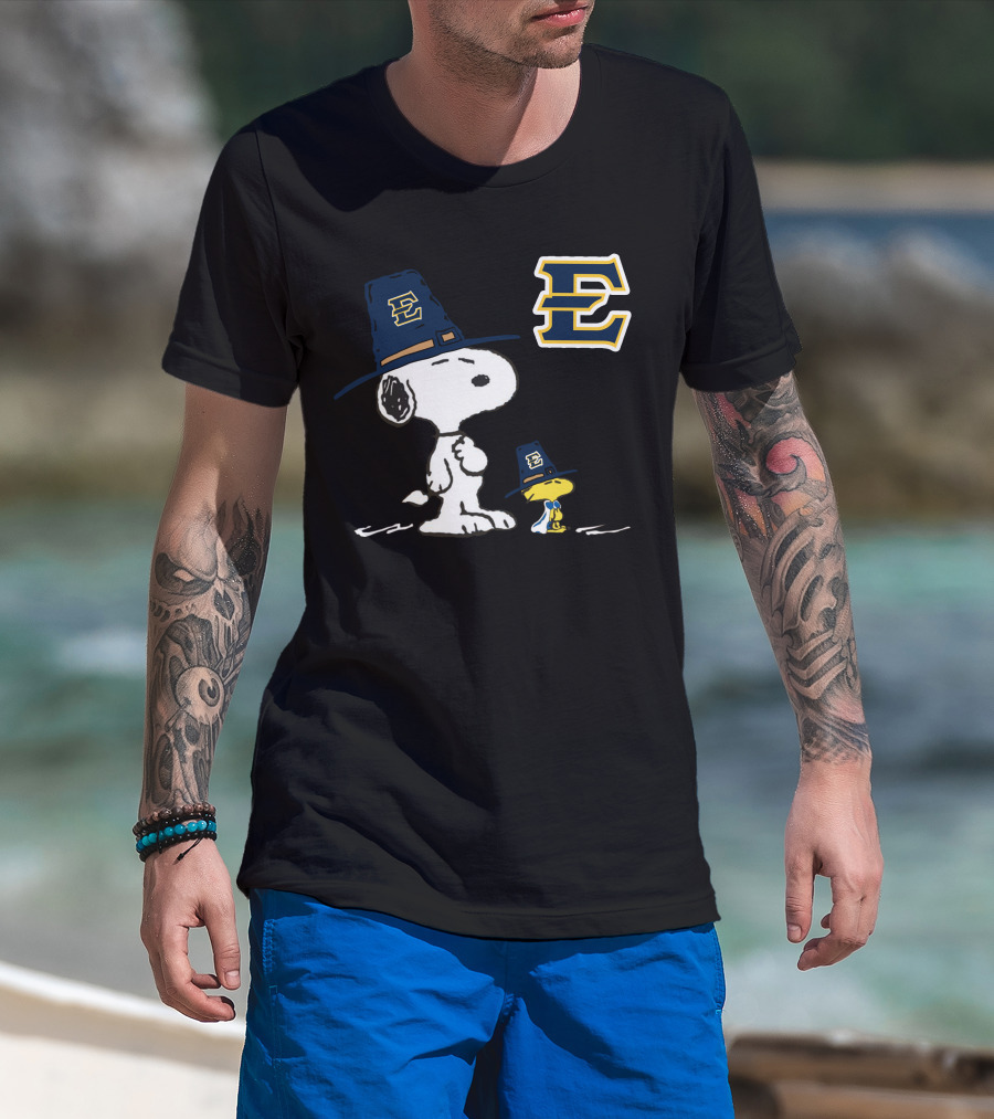 ETSU Snoopy Woodstock Pilgrim Hat T-Shirt