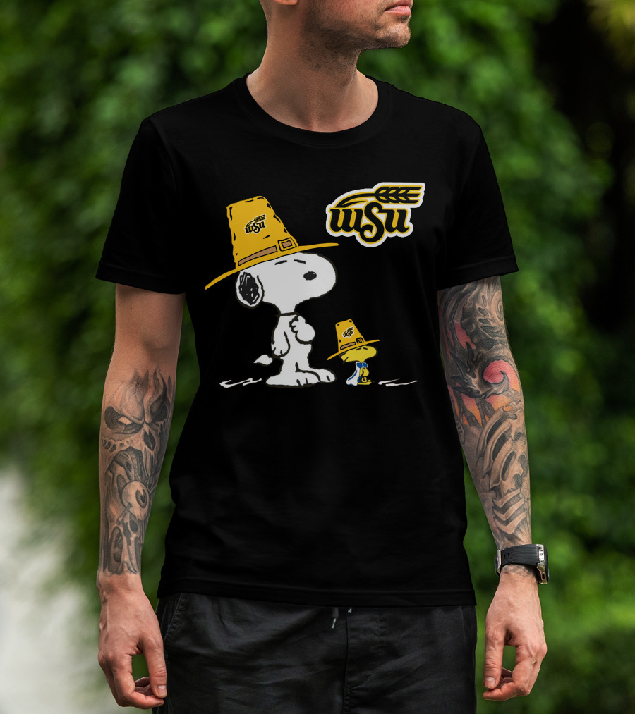 Wichita State WSU Snoopy Woodstock Pilgrim Hat T-Shirt