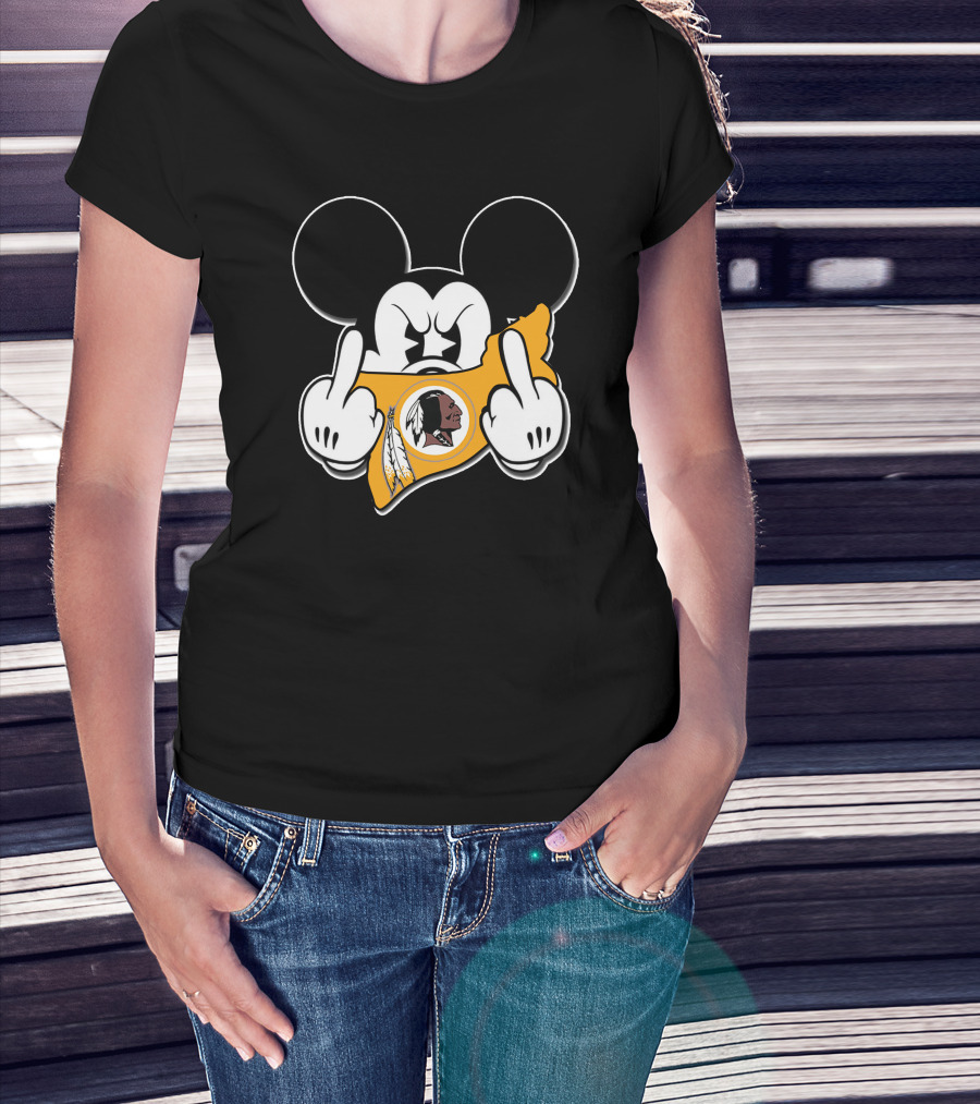 Mickey Mouse Washington Redskins Middle Finger Gesture T-Shirt