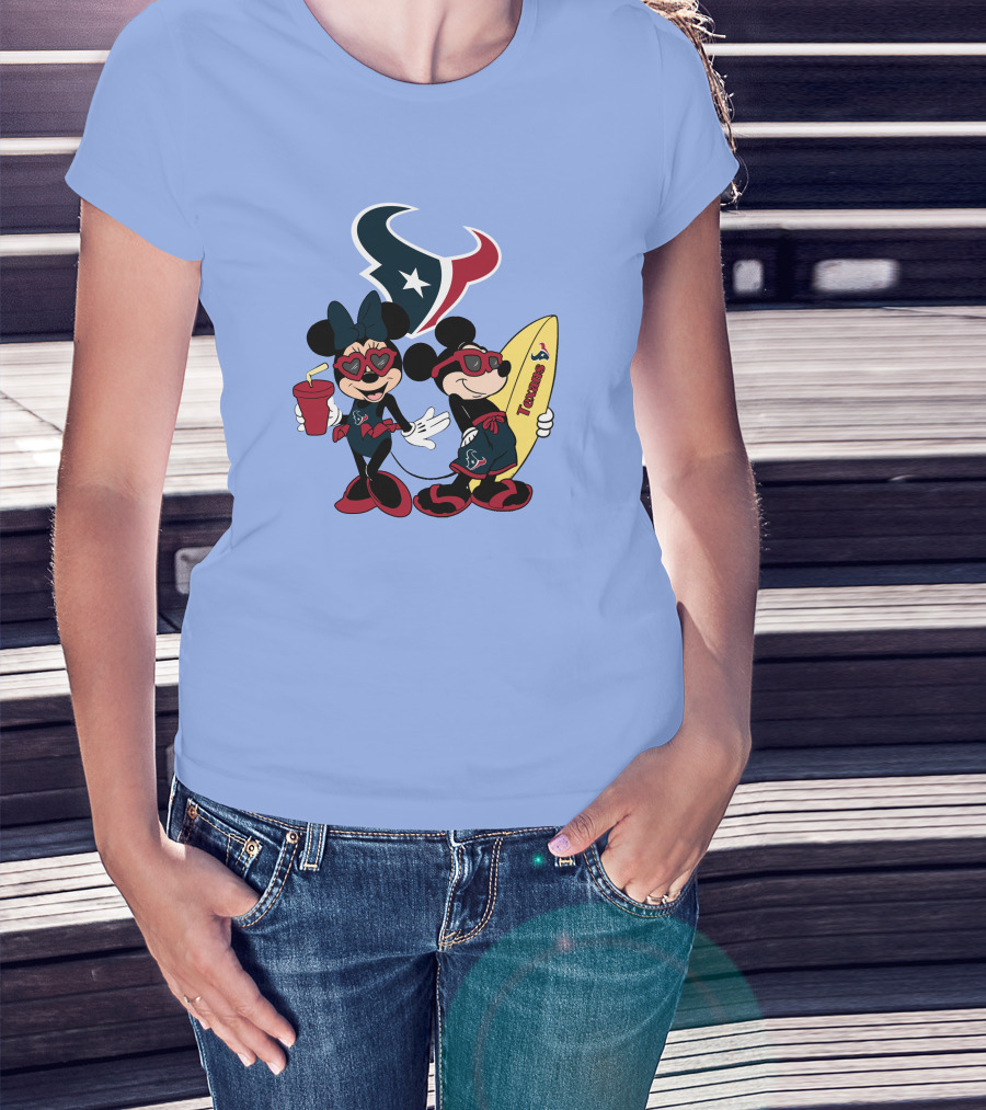 Texans Mickey And Minnie Happy Vacation Surfboard And Drink T-Shirt