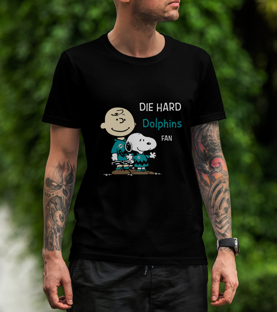 Die Hard Dolphins Fan Snoopy And Charlie Brown T-Shirt