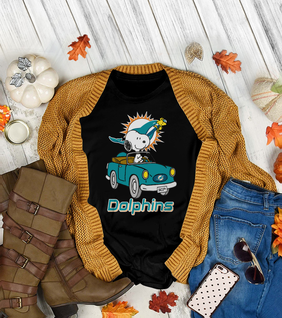 Miami Dolphins Snoopy Driving Car with Woodstock T-Shirt