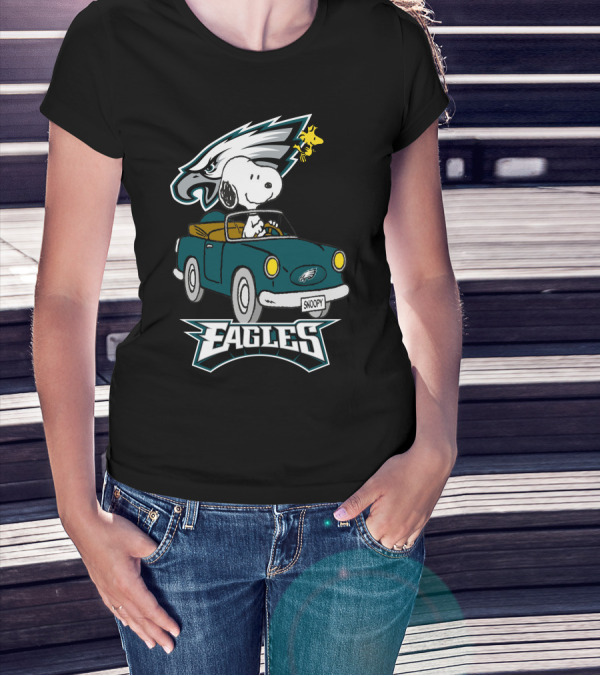 Philadelphia Eagles Snoopy Woodstock Driving Fun T-Shirt