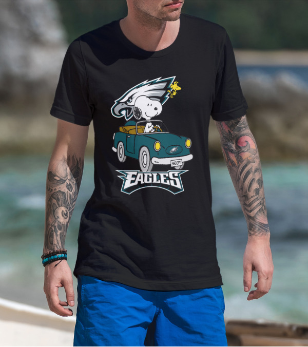 Philadelphia Eagles Snoopy Woodstock Driving Fun T-Shirt