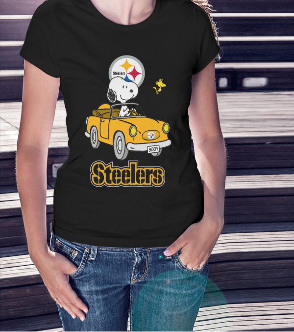 Steelers Snoopy Driving With Woodstock In Yellow Car T-Shirt