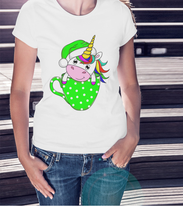 Funny Christmas Unicorn In Santa Hat With Green Polka Dot Cup T-Shirt