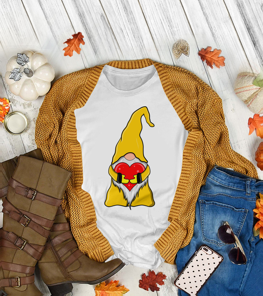 Gnome Holding Heart Hippie Valentine T-Shirt