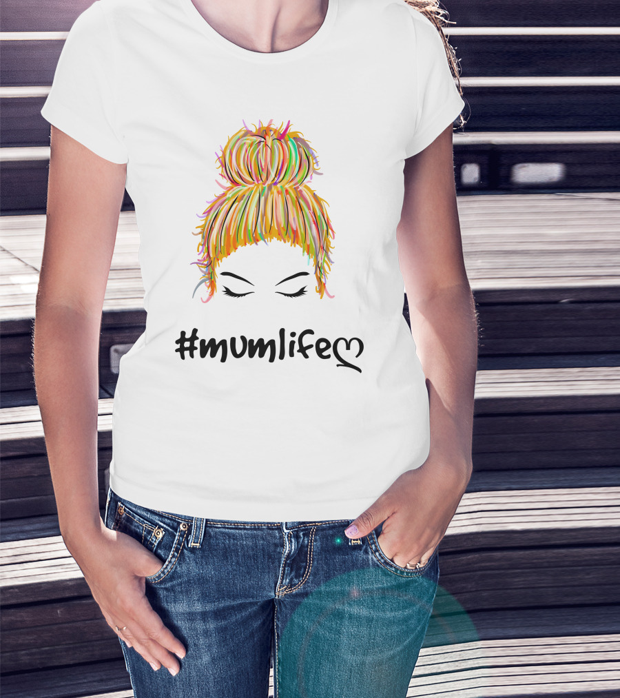 Messy Bun Hair Illustration #Mumlife Heart T-Shirt