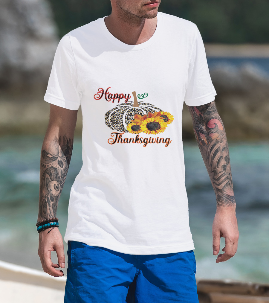 Happy Thanksgiving Leopard Print Pumpkin Sunflowers T-Shirt