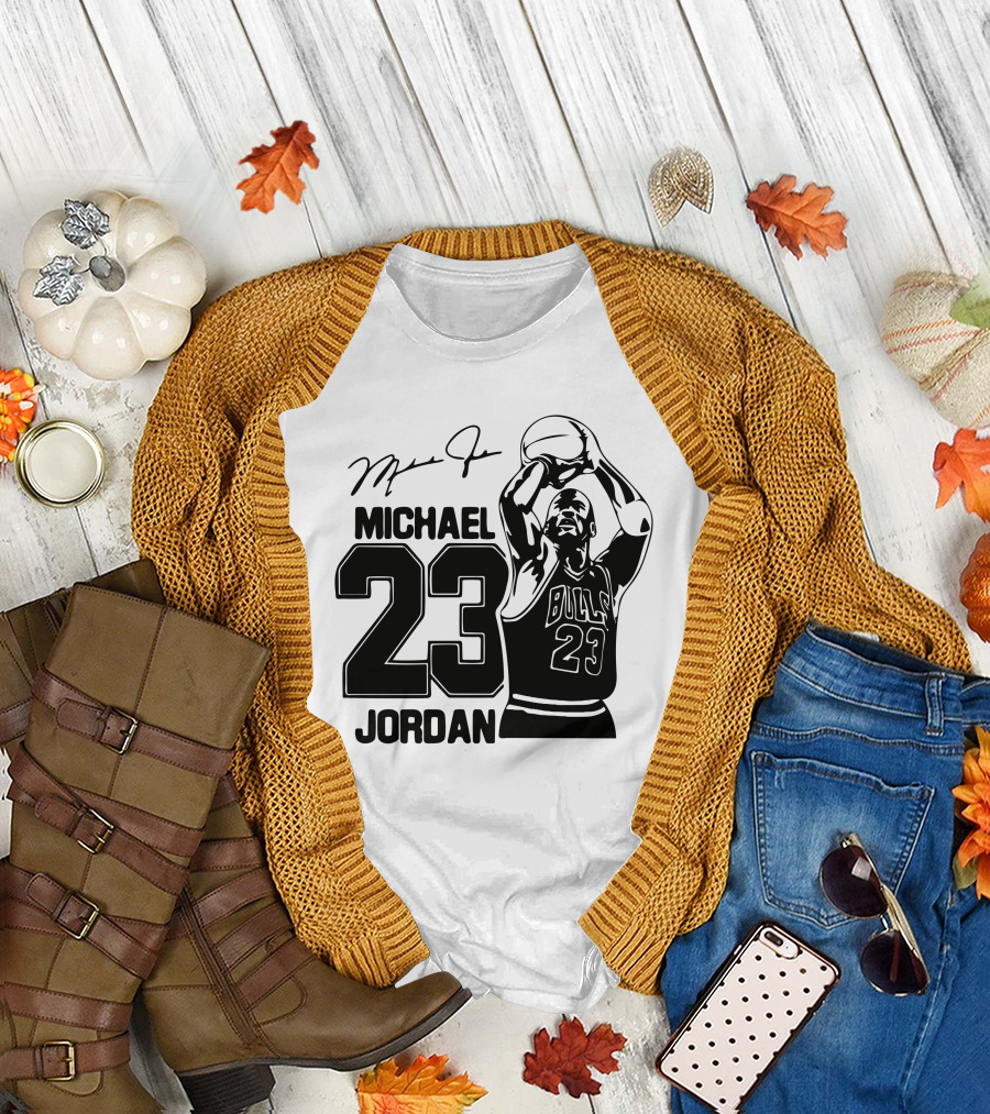 Michael Jordan 23 Bulls Basketball Signature T-Shirt