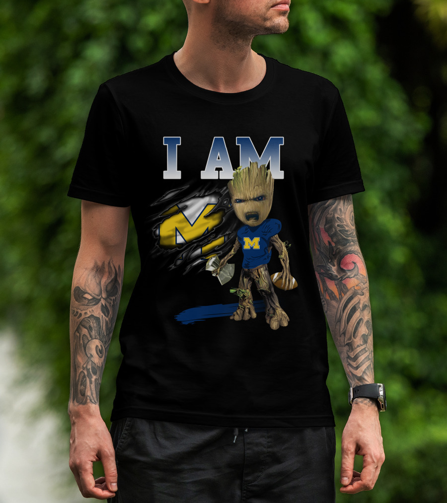 I Am Michigan Groot Football Axe M T-Shirt