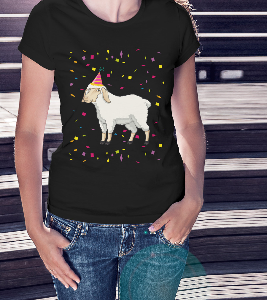Funny Birthday Sheep With Party Hat And Confetti T-Shirt