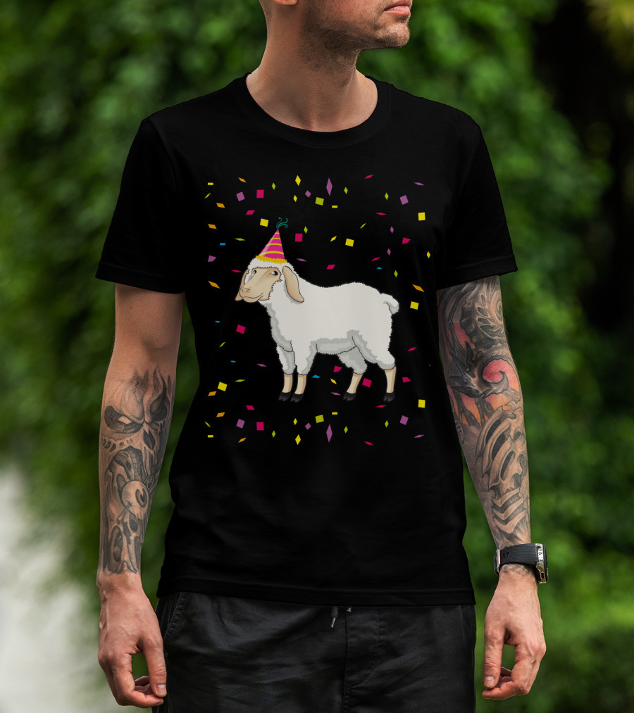 Funny Birthday Sheep With Party Hat And Confetti T-Shirt
