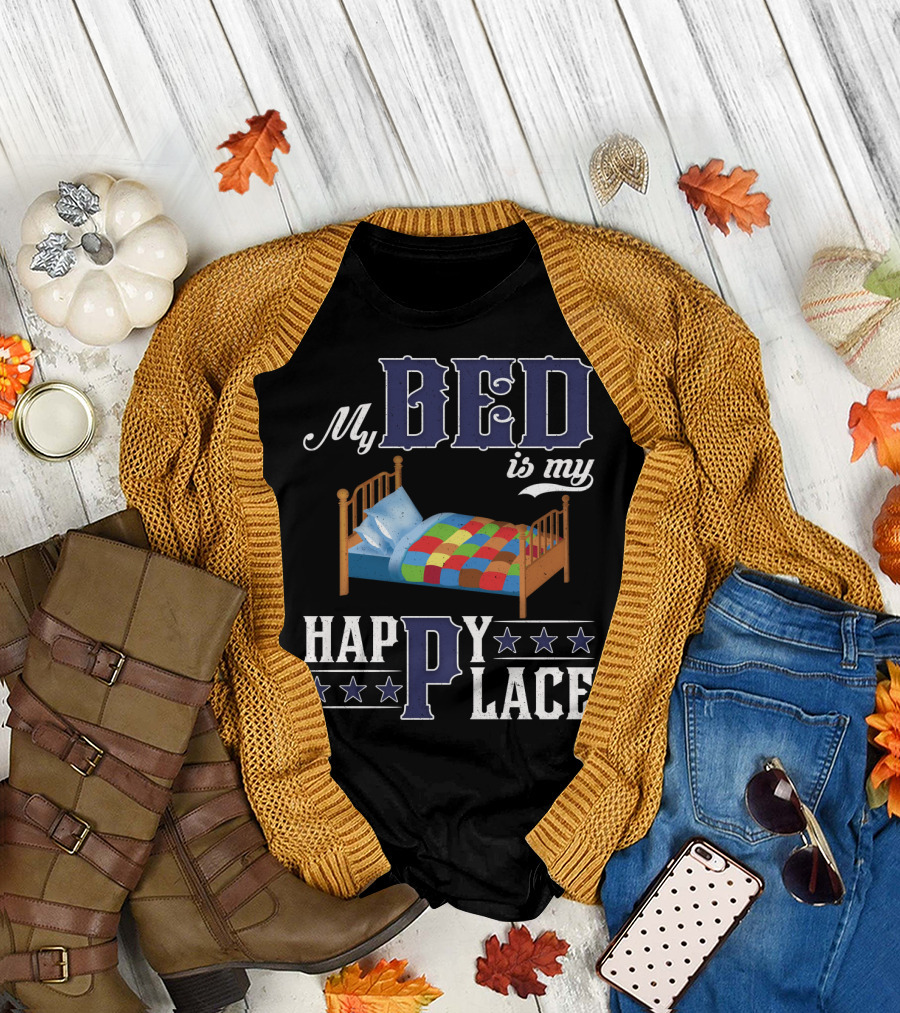 My Bed Is My Happy Place Stars Quilt T-Shirt