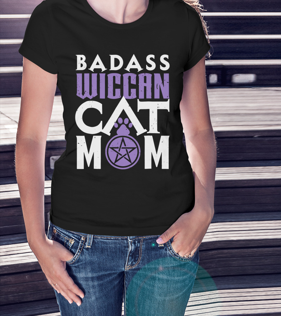 Badass Wiccan Cat Mom With Pentagram Paw Prints T-Shirt