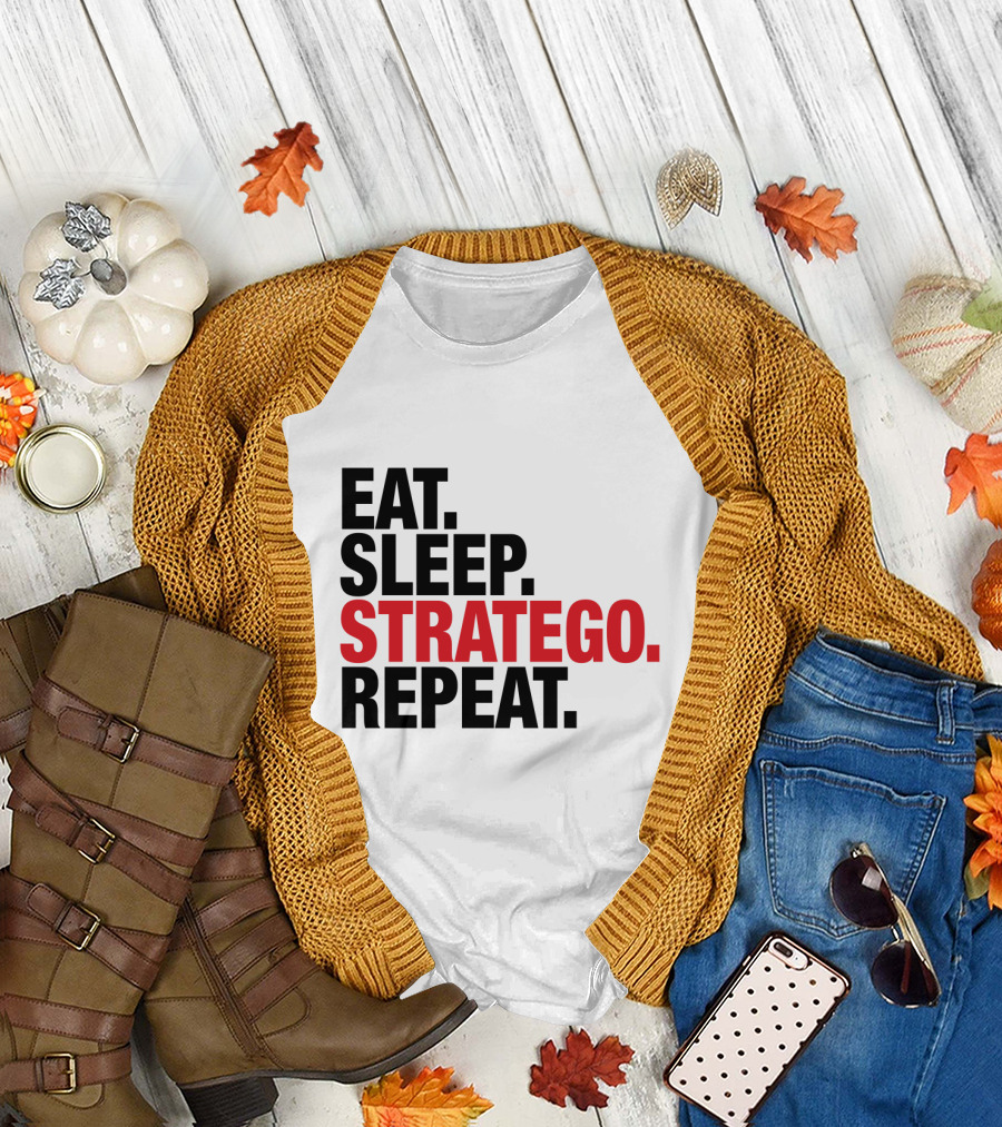 EAT SLEEP STRATEGO REPEAT BOARD GAME CYCLE T-Shirt